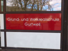 Grund--u-Werkrealschule-Gurtweil.jpg